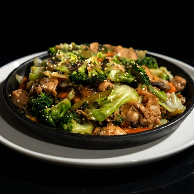 129. Garlic Chicken Hot Plate.